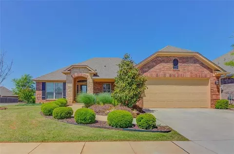 801 Carolyn Ridge Rd, Norman, OK 73071
