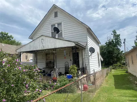 213 E Vilas Ave, Guthrie, OK 73044