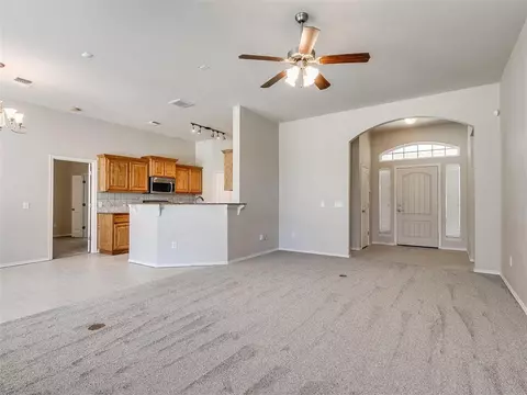 521 Firefork Ave, Yukon, OK 73099 photo 8