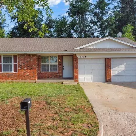 9728 NE 2nd St, Midwest City, OK 73130