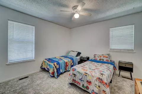 5806 E Tyler Dr, Tuttle, OK 73089 photo 28