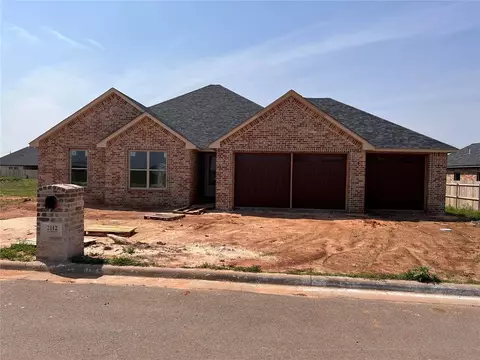 2112 Tumbleweed Ln, Altus, OK 73521