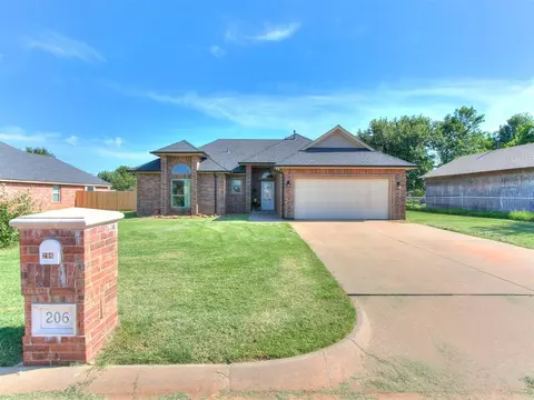 206 Chisholm St, Cashion, OK 73016