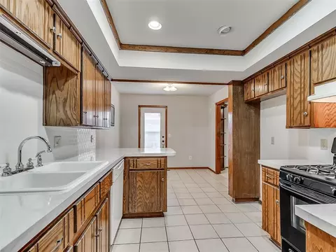 10320 Birkenhead Rd, Yukon, OK 73099 photo 19