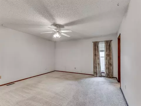 10320 Birkenhead Rd, Yukon, OK 73099 photo 21