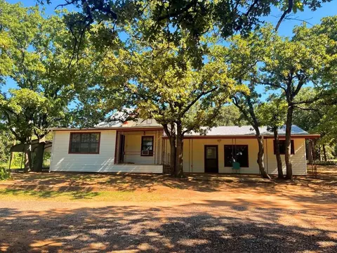 16621 E Rock Creek Rd, Norman, OK 73026