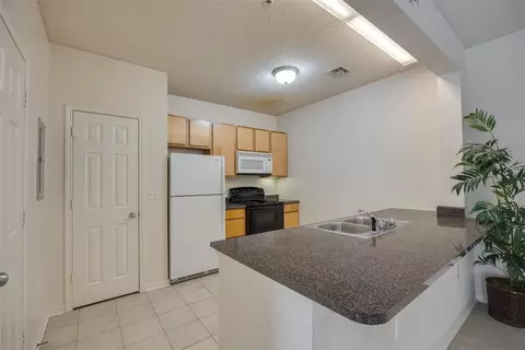 2200 Classen Blvd #6123, Norman, OK 73071