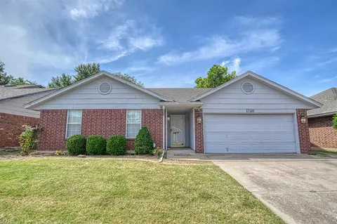 1708 Jackson, Norman, OK 73071 photo 1