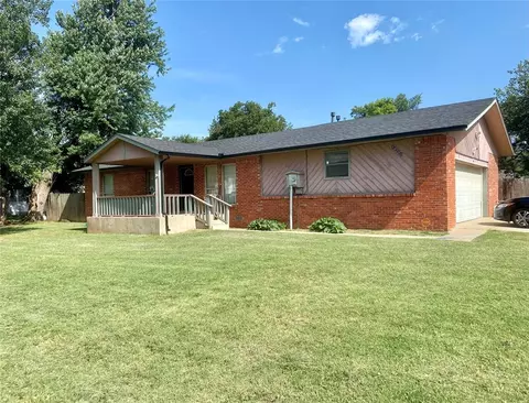 10251 Lejean Dr, Midwest City, OK 73130