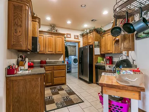 1945 County Road 1210 Rd, Tuttle, OK 73089 photo 4
