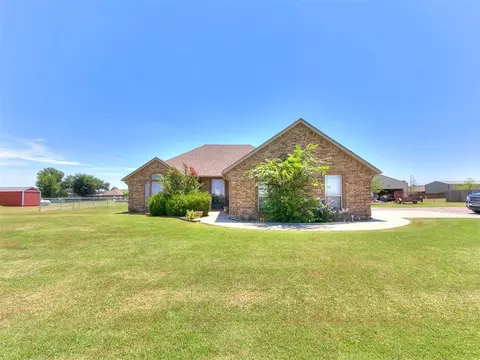 1945 County Road 1210 Rd, Tuttle, OK 73089