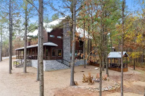 123 Grape Tr, Broken Bow, OK 74728 photo 2