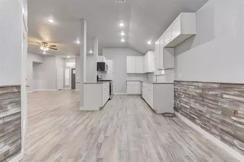 924 Goshawk Dr, Norman, OK 73072 photo 14