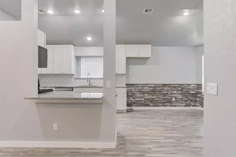 924 Goshawk Dr, Norman, OK 73072 photo 16