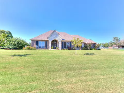 7401 NE 133rd St, Edmond, OK 73013