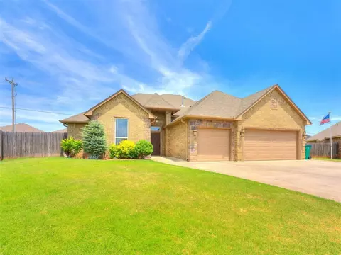 3700 Beckets Crown Ct, Mustang, OK 73064