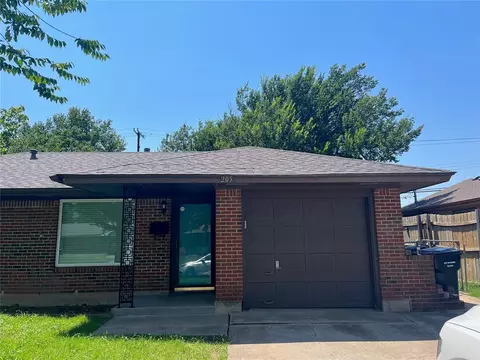 205 S Bristow Ave, Moore, OK 73160