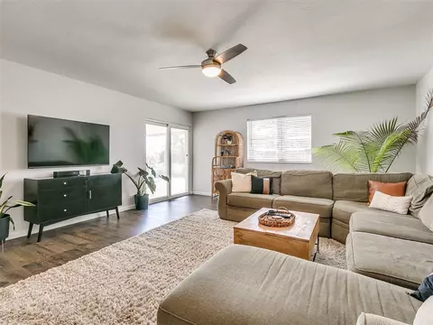 208 E 29th St, Edmond, OK 73013 photo 5