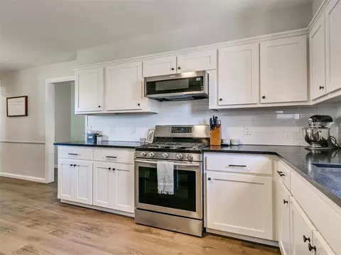 208 E 29th St, Edmond, OK 73013 photo 14