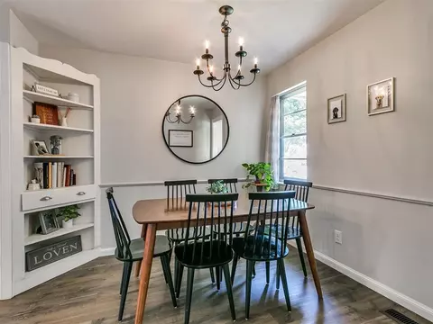 208 E 29th St, Edmond, OK 73013 photo 7