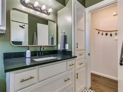 208 E 29th St, Edmond, OK 73013 photo 22