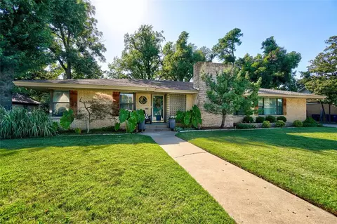 4511 N Peniel Ave, Bethany, OK 73008