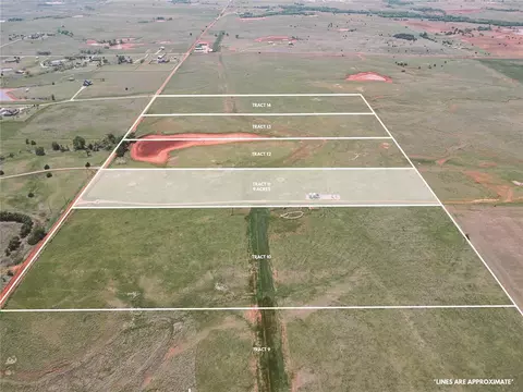 W Simmons Road, Edmond, OK 73025