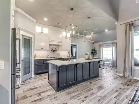 628 Side Track Rd, Yukon, OK 73099 photo 11