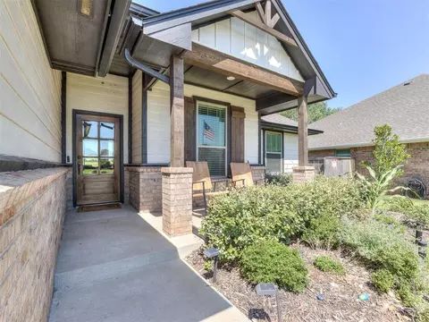 628 Side Track Rd, Yukon, OK 73099 photo 4