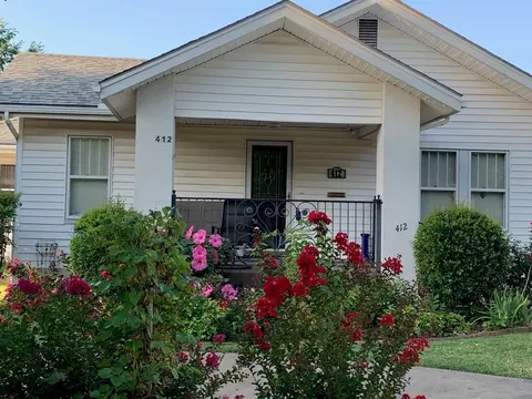 412 E 4th St, Edmond, OK 73034 photo 2