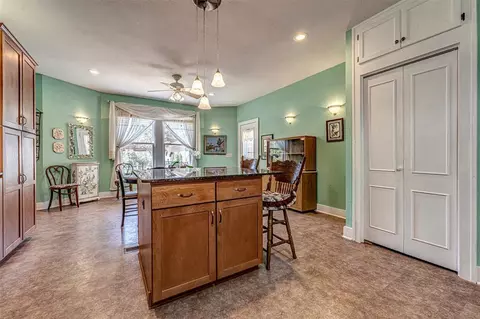 412 E 4th St, Edmond, OK 73034 photo 20