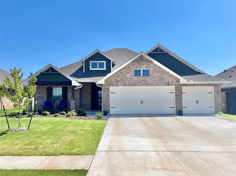 1636 NE 32nd St, Moore, OK 73160