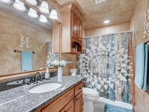 9221 Megans Way, Mcloud, OK 74851 photo 22