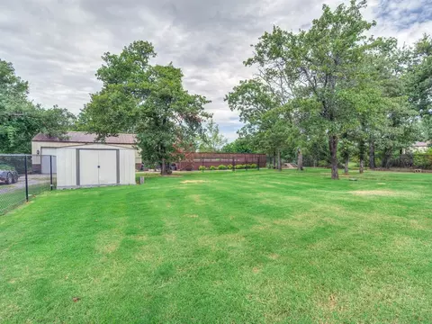 9221 Megans Way, Mcloud, OK 74851 photo 34