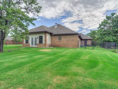 9221 Megans Way, Mcloud, OK 74851 photo 33