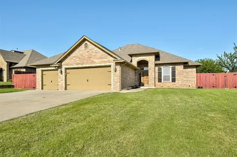 4299 Fox Ridge Rd, Choctaw, OK 73020