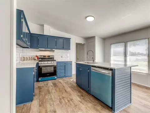 21812 N Douglas Ave, Edmond, OK 73012