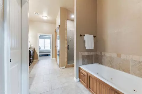 1309 Denver Cir, Moore, OK 73160 photo 18