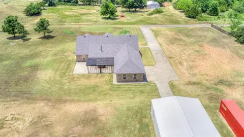 5670 Henney Pl, Choctaw, OK 73020