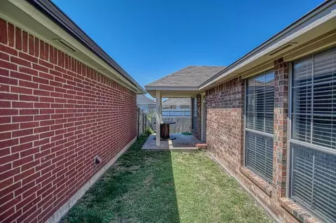 1426 SW 24th St, Moore, OK 73170 photo 29