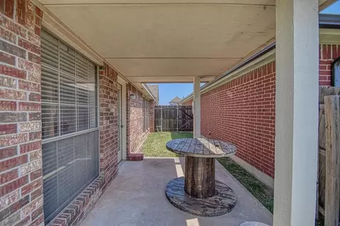 1426 SW 24th St, Moore, OK 73170 photo 28