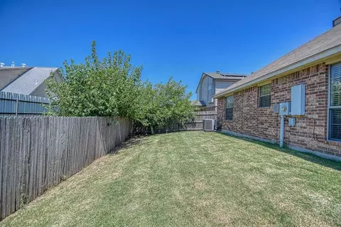 1426 SW 24th St, Moore, OK 73170 photo 27