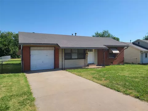 6713 SE 15th St, Midwest City, OK 73110