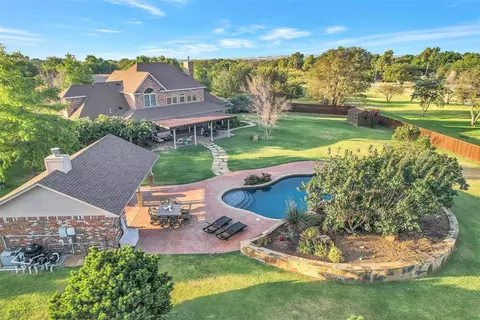 601 Cedar Cir, Mangum, OK 73554