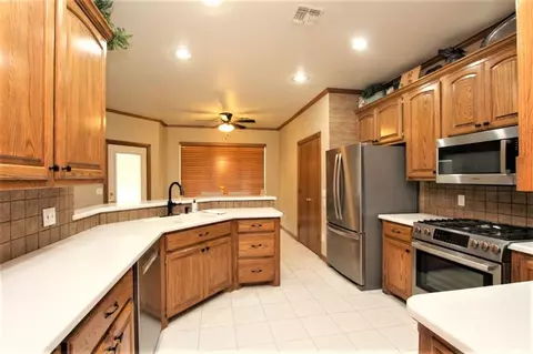 5 Edith Ln, Tuttle, OK 73089 photo 10