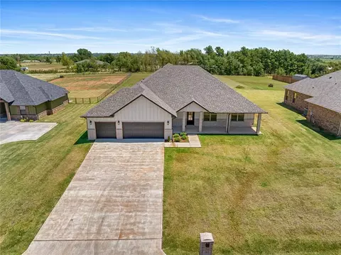 781 Ole Rock Creek Rd, Tuttle, OK 73089
