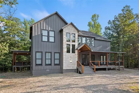 129 Whomping Willow Way, Broken Bow, OK 74728 photo 2