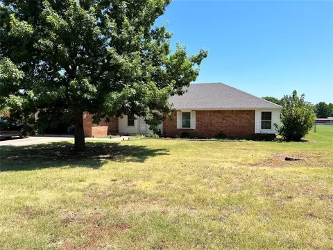 5703 Gabriel Dr, Shawnee, OK 74804