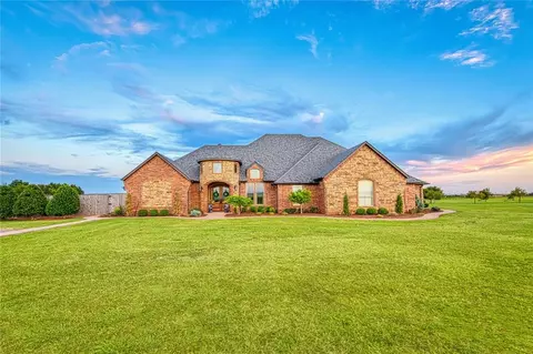 19910 E 1090 Rd, Elk City, OK 73644