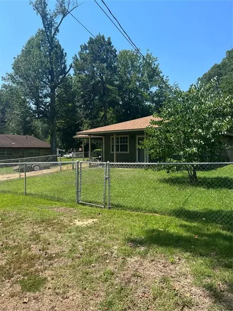 300 Tanglewood St, Broken Bow, OK 74728 photo 2